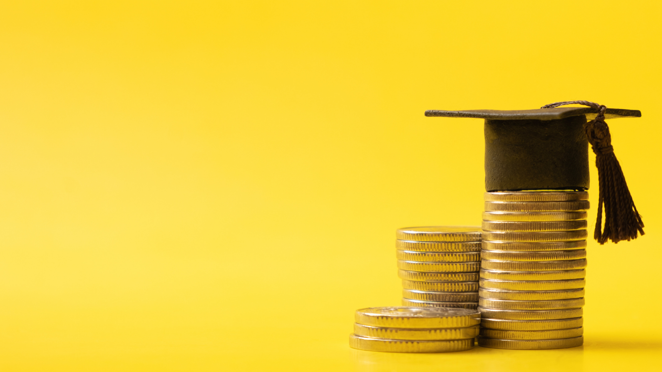 Student receiving an EFTC-funded scholarship through an SGO